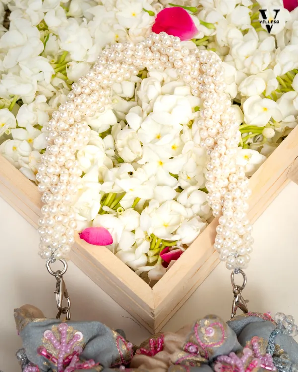 Ismara_Pastel_Bloom_Potli_Bag